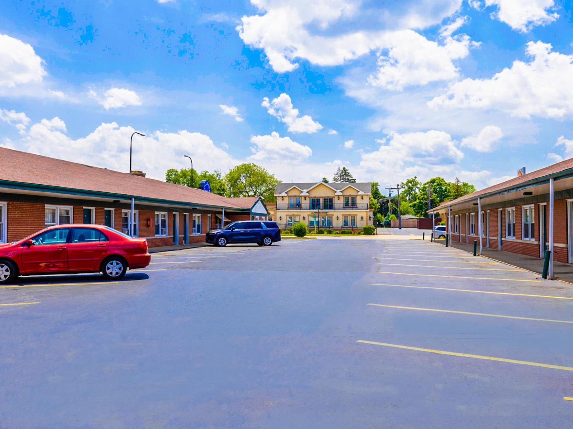 Manor Motel By Oyo Near Oak Brook Chicago Westchester Hillside Exterior photo