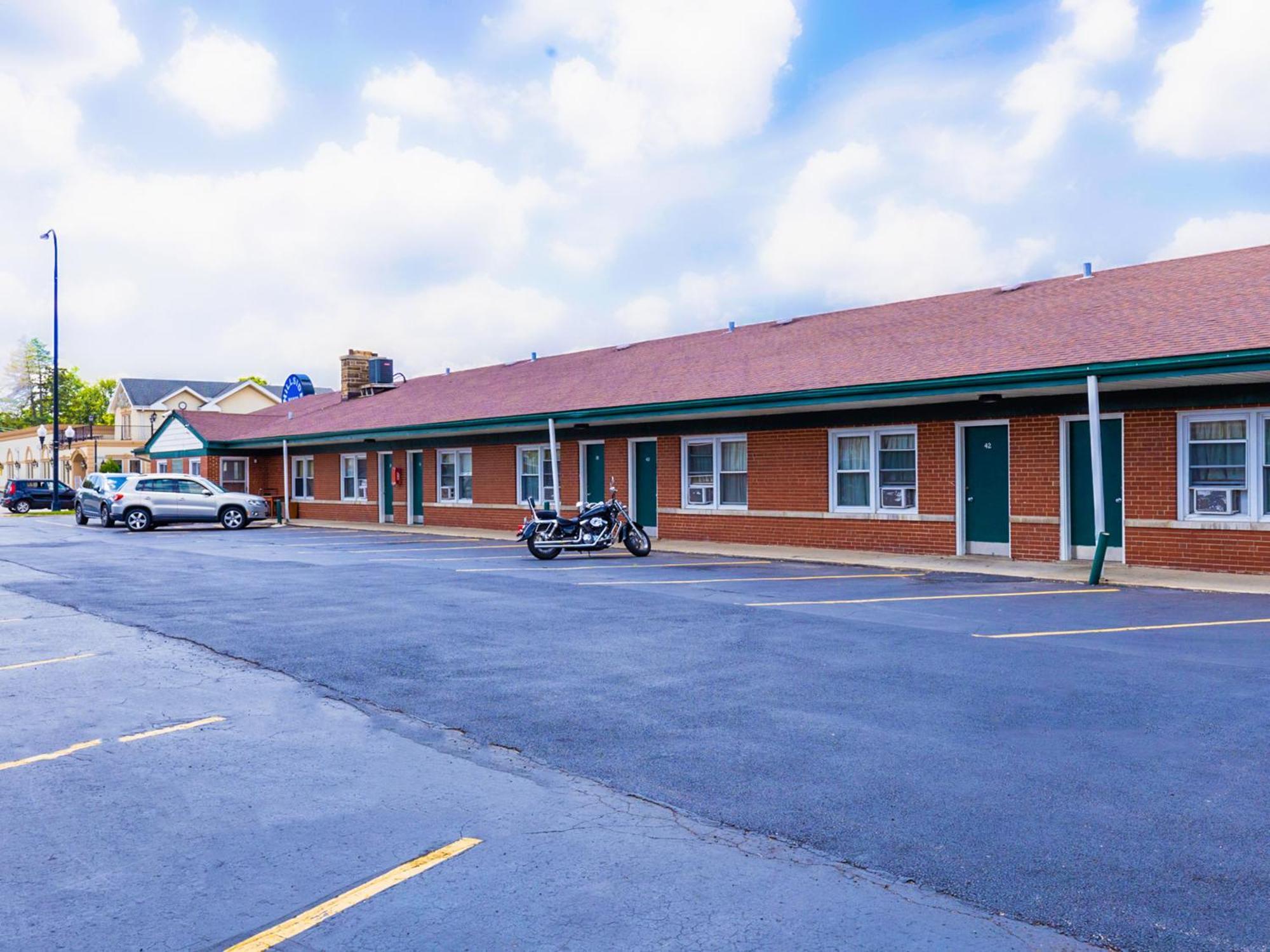 Manor Motel By Oyo Near Oak Brook Chicago Westchester Hillside Exterior photo