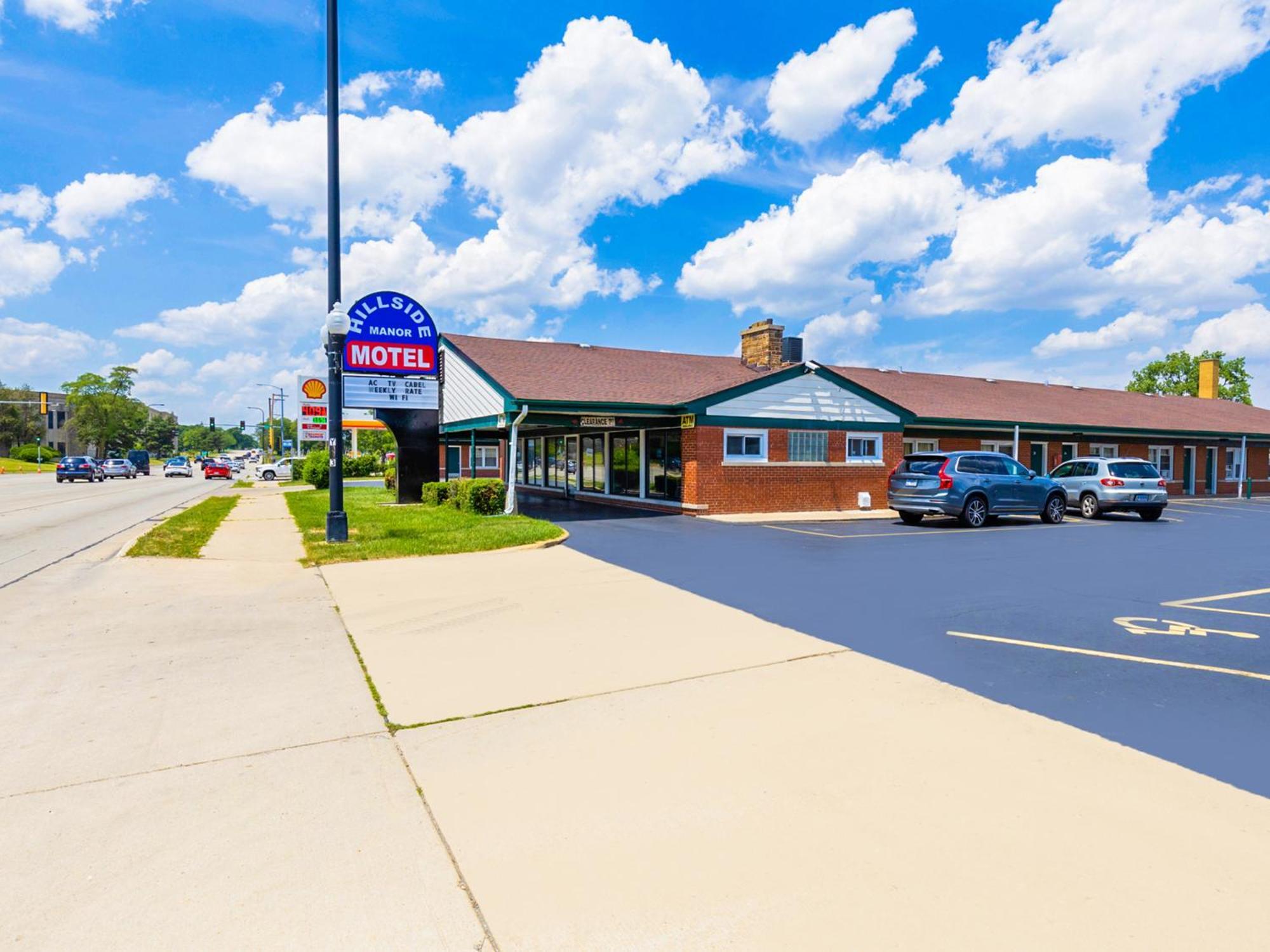 Manor Motel By Oyo Near Oak Brook Chicago Westchester Hillside Exterior photo